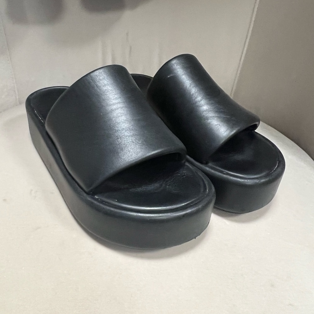 SOLD Balenciaga Platform Slides